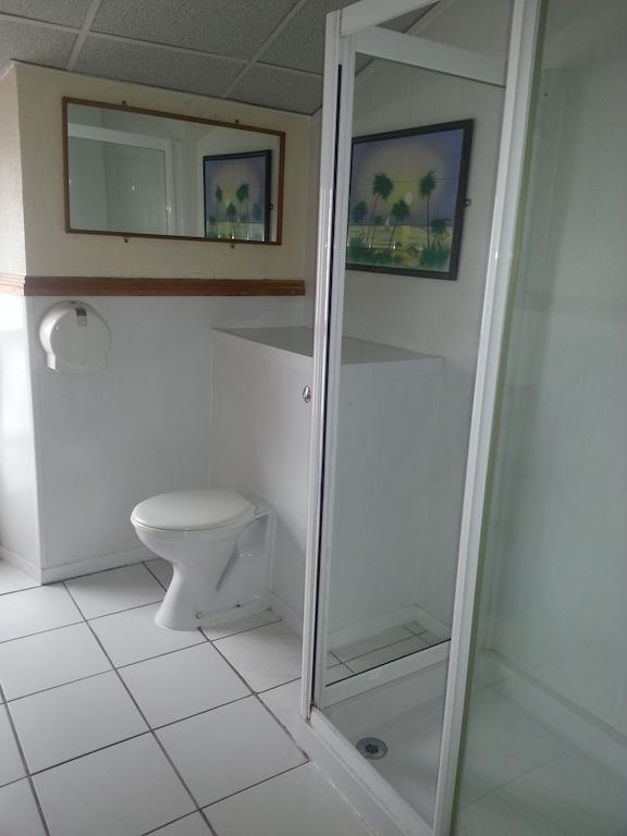 Llanion Lodge Saint Florence Chambre photo